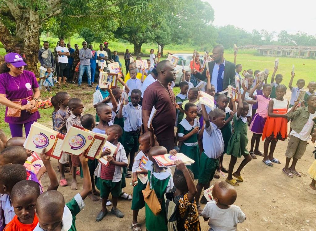 Distribution of Notebooks and other Educational writing materials to Pupils in Igbuku-Orogun Primary school ,Orogun Ughelli North LGA of Delta State